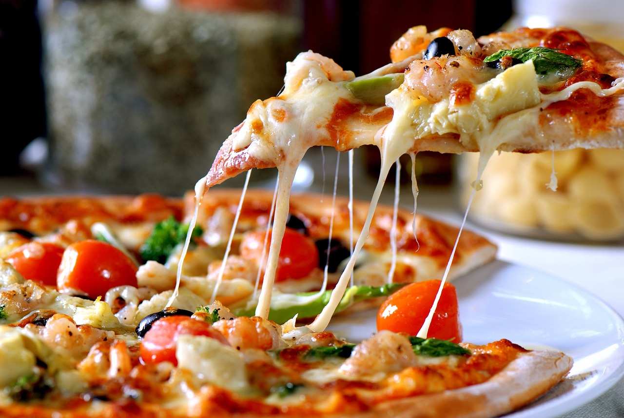 Resep Pizza Homemade: Cara Mudah Membuat Pizza di Rumah