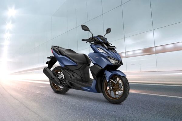 Motor untuk Semua: Bagaimana Vario 160 Jadi Pilihan Pria dan Wanita